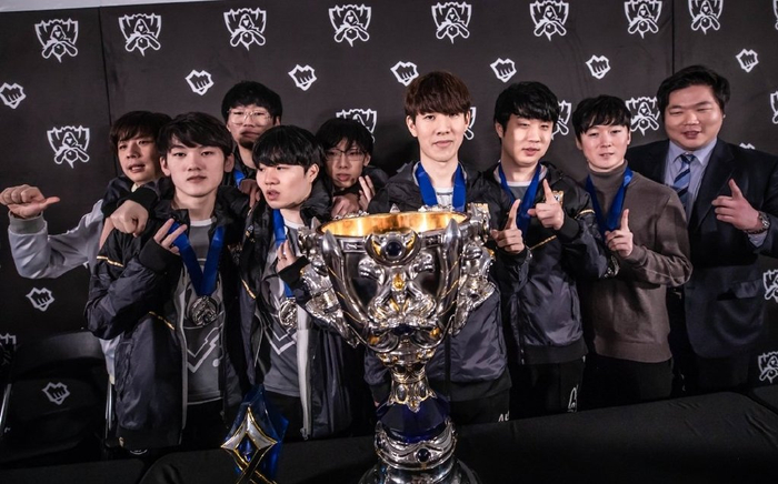 他的年轻与 他的年轻与